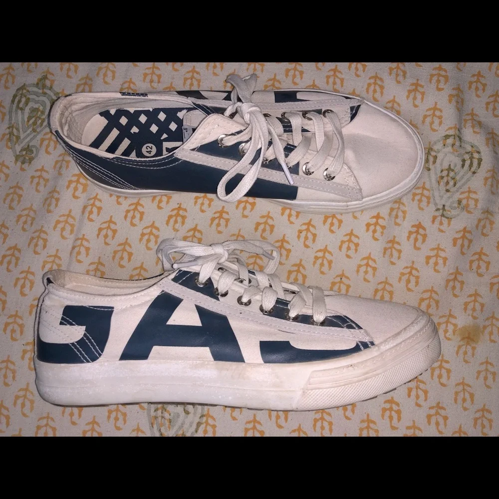 Gas Sneakers- Mens - Picture 1 of 3